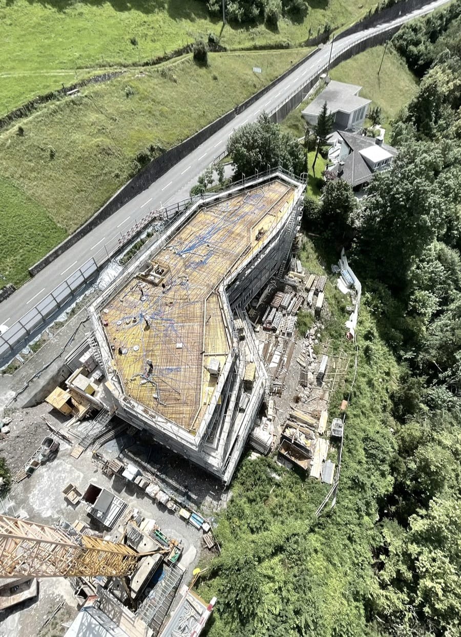 MFH mit 9 Wohnungen in Kerenzerberg, Filzbach